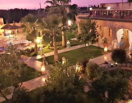 Jenny Lynn Hotel Tazrou Buitenkant foto