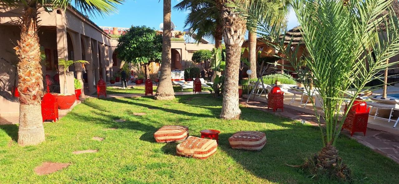 Jenny Lynn Hotel Tazrou Buitenkant foto