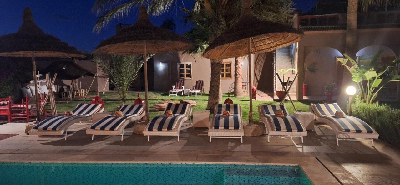 Jenny Lynn Hotel Tazrou Buitenkant foto