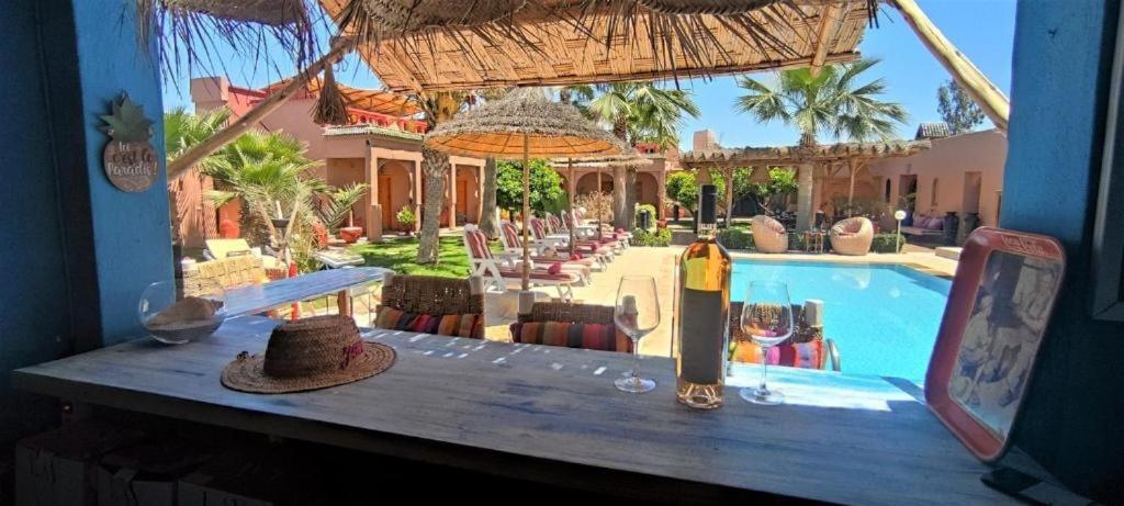 Jenny Lynn Hotel Tazrou Buitenkant foto
