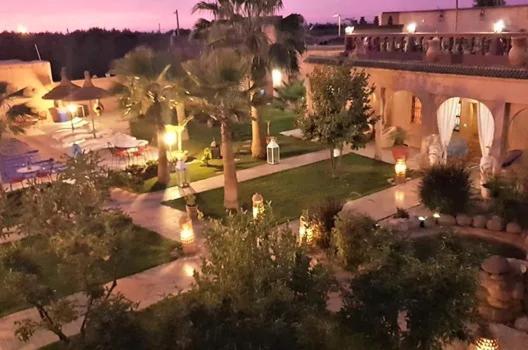 Jenny Lynn Hotel Tazrou Buitenkant foto