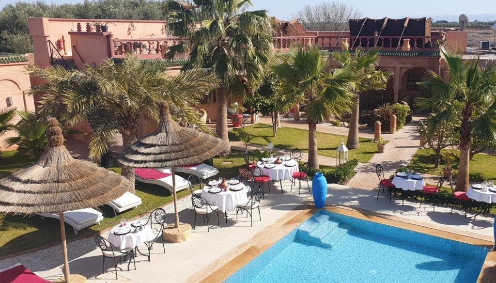 Jenny Lynn Hotel Tazrou Buitenkant foto