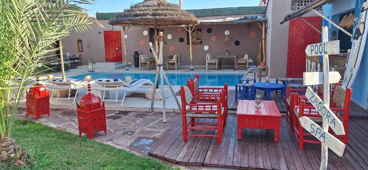 Jenny Lynn Hotel Tazrou Buitenkant foto